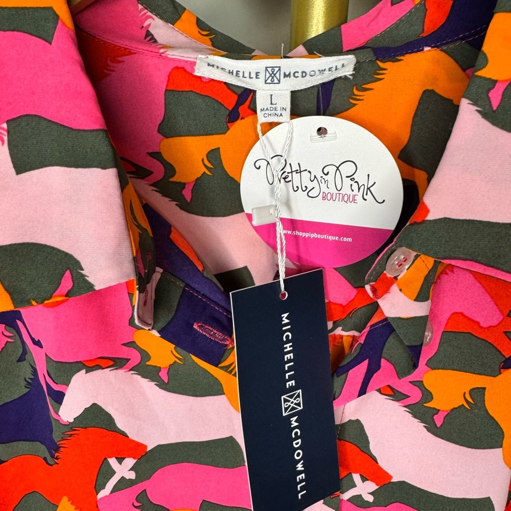 Women's Long Sleeve Button-Front Shirt Dress in Multi Horse Print - Picture 6 of 7